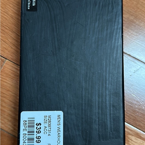 NWT emerald/hunter green bow ties - Picture 4 of 4